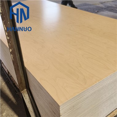 Κόντρα πλακέ Birch Birch /Poplar Core UV Πρόσωπο